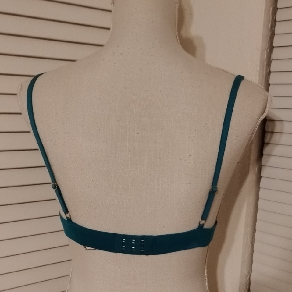 Victoria's Secret Teal Bralette with Lace Detail - Picture 4 of 5